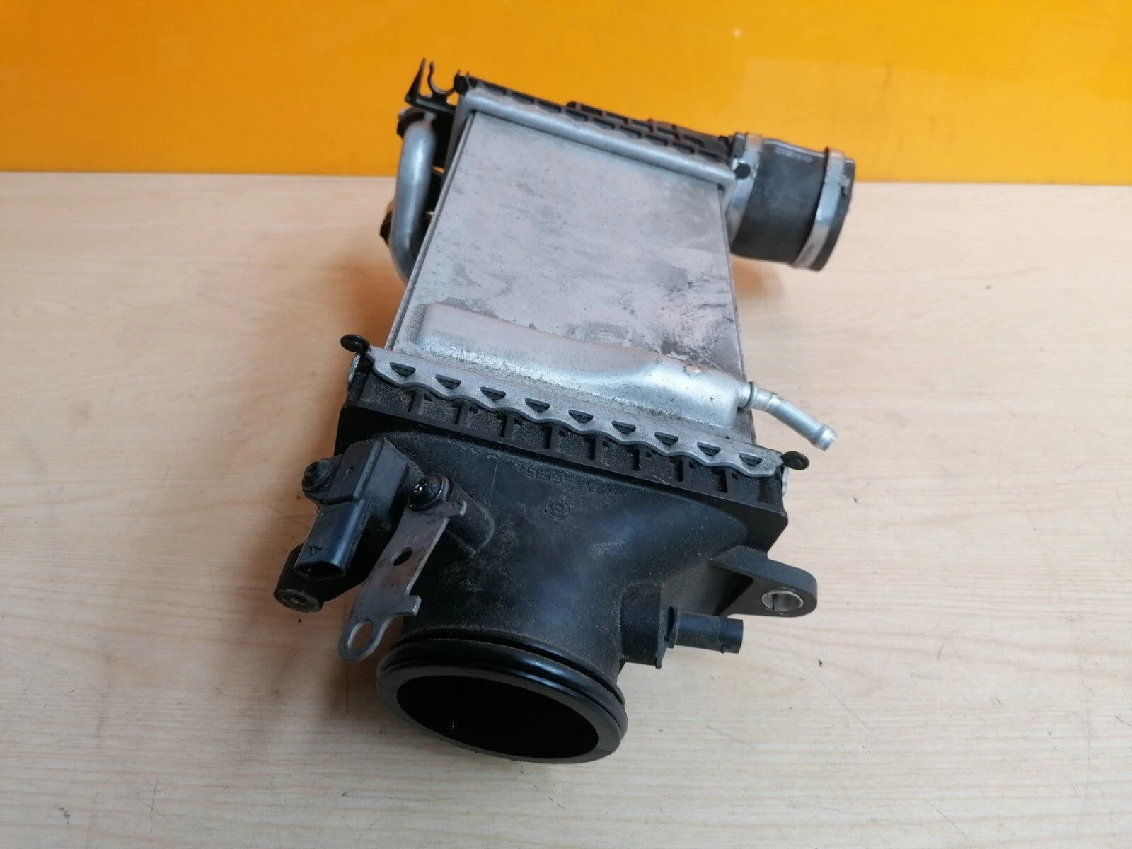 ebay-src:https://i.ebayimg.com/00/s/mtiwmfgxnjaw/z/m3qaaeswxndp-xer/$_57.jpg