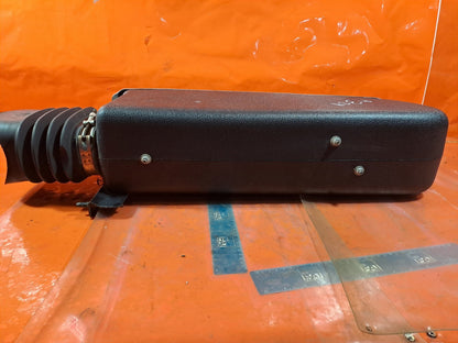 ebay-src:https://i.ebayimg.com/00/s/mtiwmfgxnjaw/z/jtiaaeswob9poaan/$_57.jpg