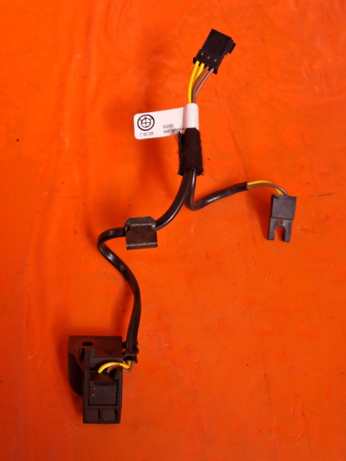 ✅BMW F33 420D M SPORT 2.0 DIESEL 2015 RIGHT ROOF MICRO SWITCH 7183325 Warranty - Image 5
