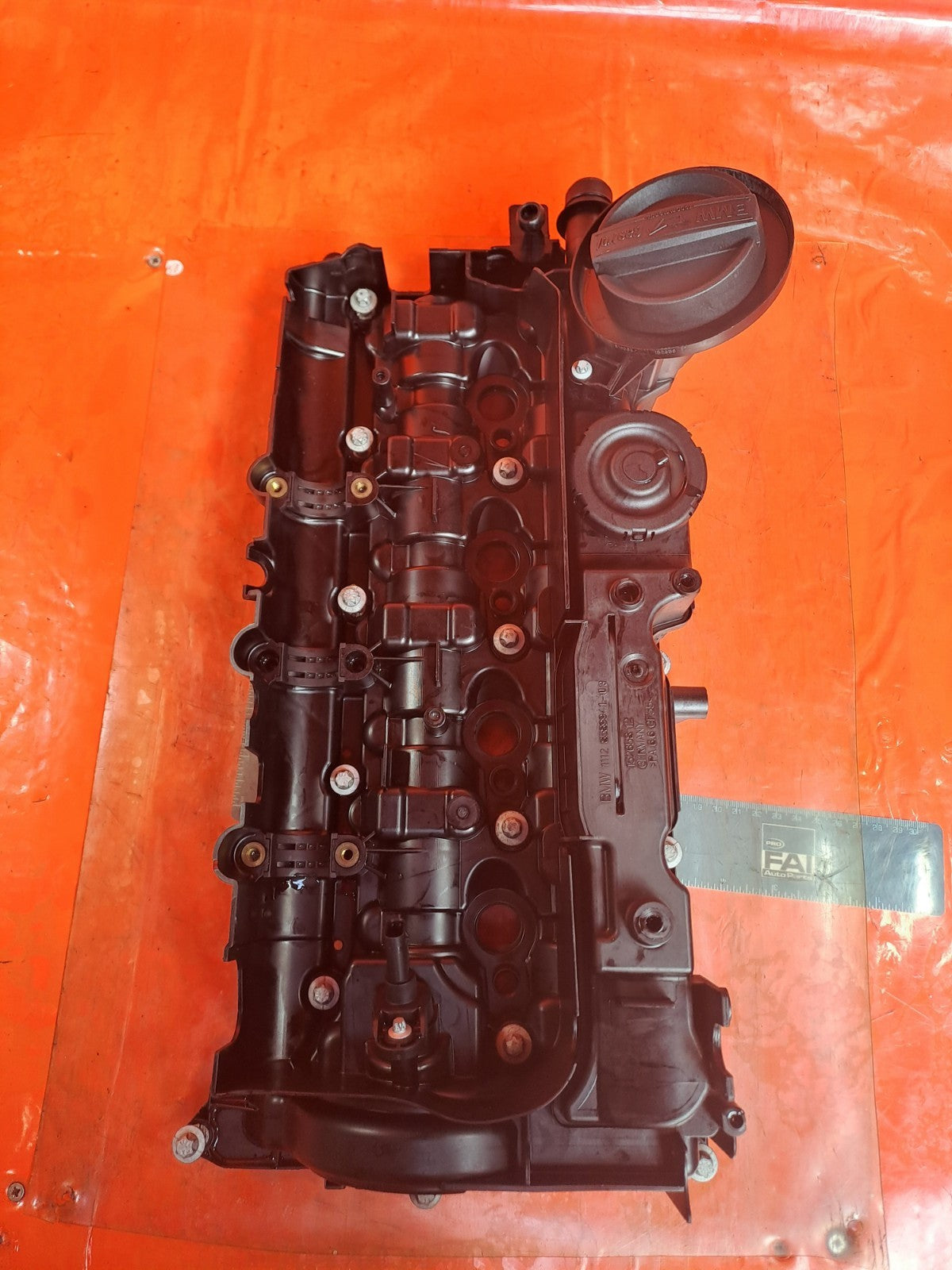 ✅BMW F30 320D 2.0 DIESEL 2012 N47D20O1 ENGINE VALVE ROCKER COVER 8589941 A321 - Image 6
