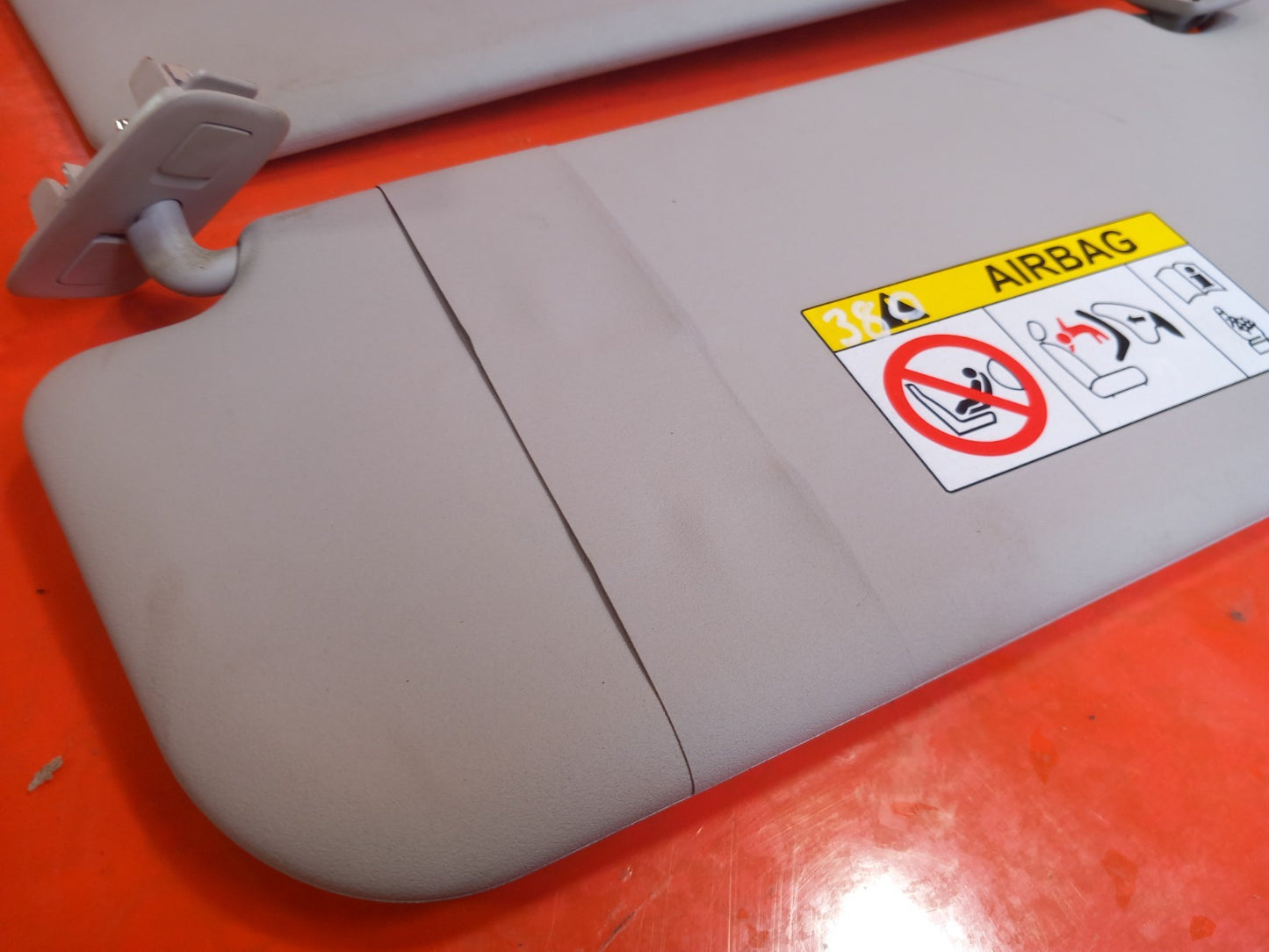 ✅2020 Vauxhall Vivaro 2900 Sun Visor Left Right Pair + Warranty A380 - Image 3