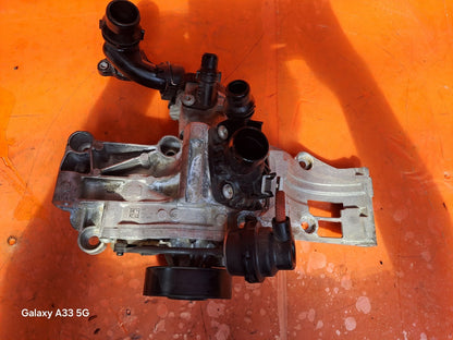 ✅BMW 220D M Sport F44 2 Series 2023 2.0 Diesel COOLANT WATER PUMP HOUSING A293 - Image 2