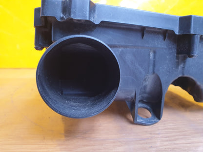 VW POLO AIR FILTER BOX ASSEMBLY 04C129601M X00 - Image 11