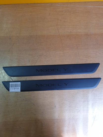 ✅2022 TESLA MODEL Y FRONT SILL TRIM PAIR 1494301-00-B + WARRANTY A172 - Image 1