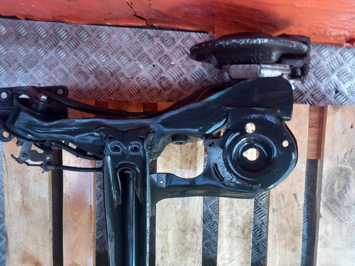ebay-src:https://i.ebayimg.com/00/s/mtiwmfgxnjaw/z/etgaaeswrgbqukry/$_57.jpg