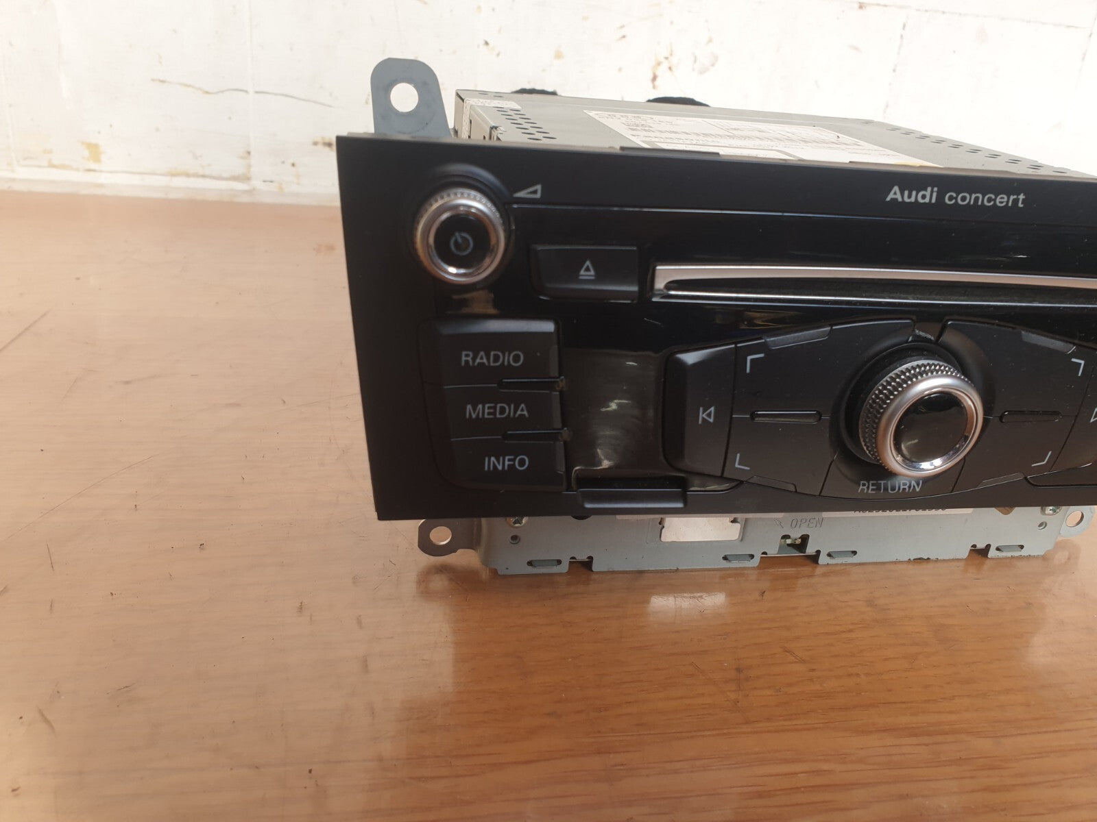 2012 AUDI A5 S LINE 2.0D MULTIMEDIA RADIO CD PLAYER HEAD UNIT 8R2035186 A218 - Image 3