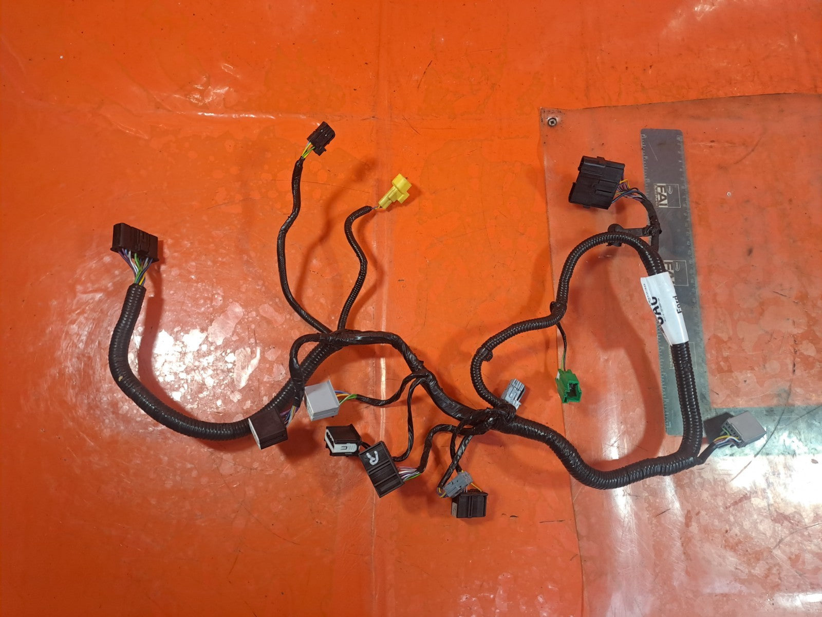 ✅FORD KUGA ST-LINE X 2.5 PETROL 2023 FRONT RIGHT SEAT WIRING LOOM RU5T14D230SAC - Image 1