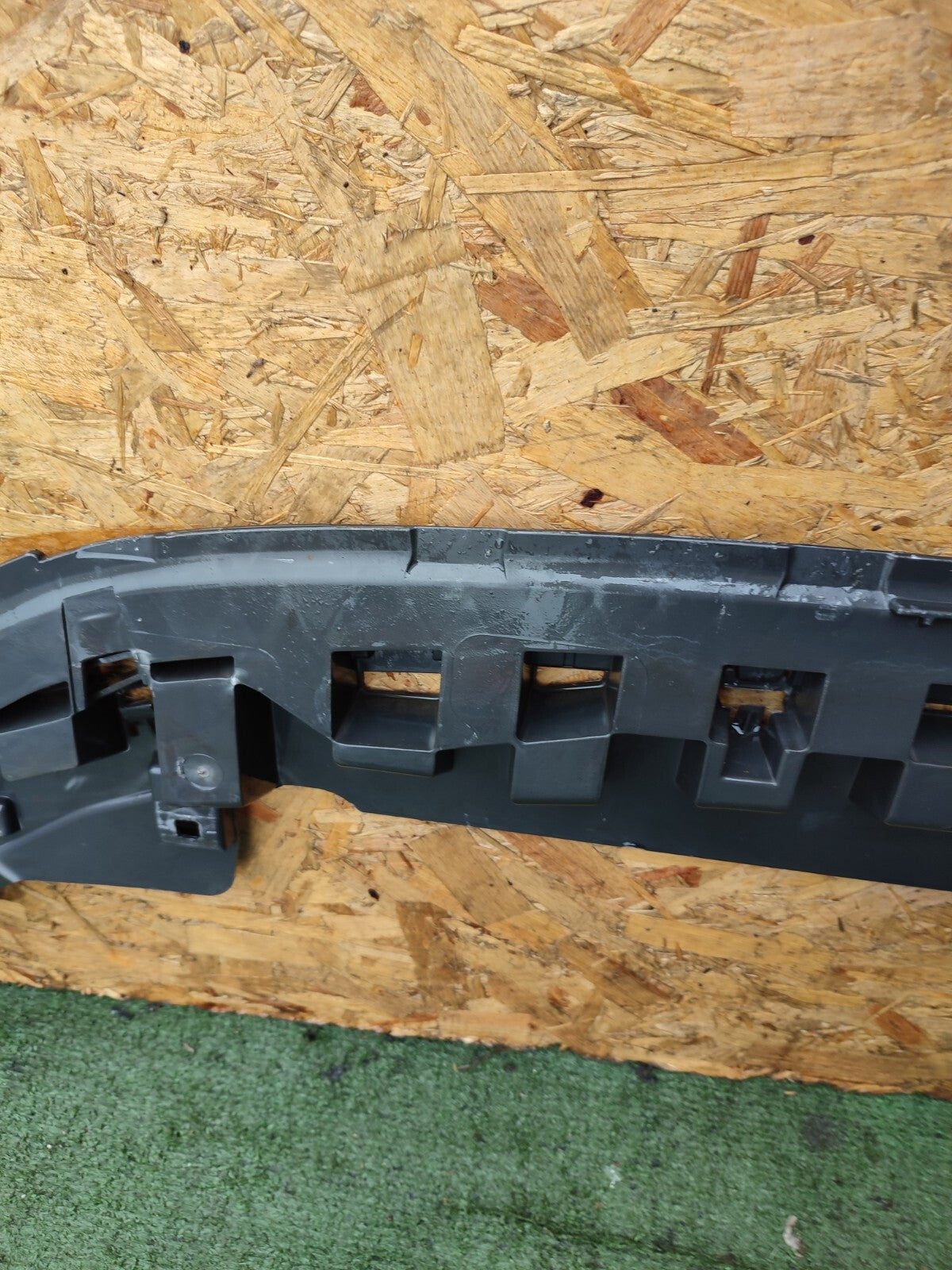 ✅Audi A3 E-Tron 2015 1.4 Petrol FRONT BUMPER UNDERTRAY 8V3807233A Warranty A204 - Image 5