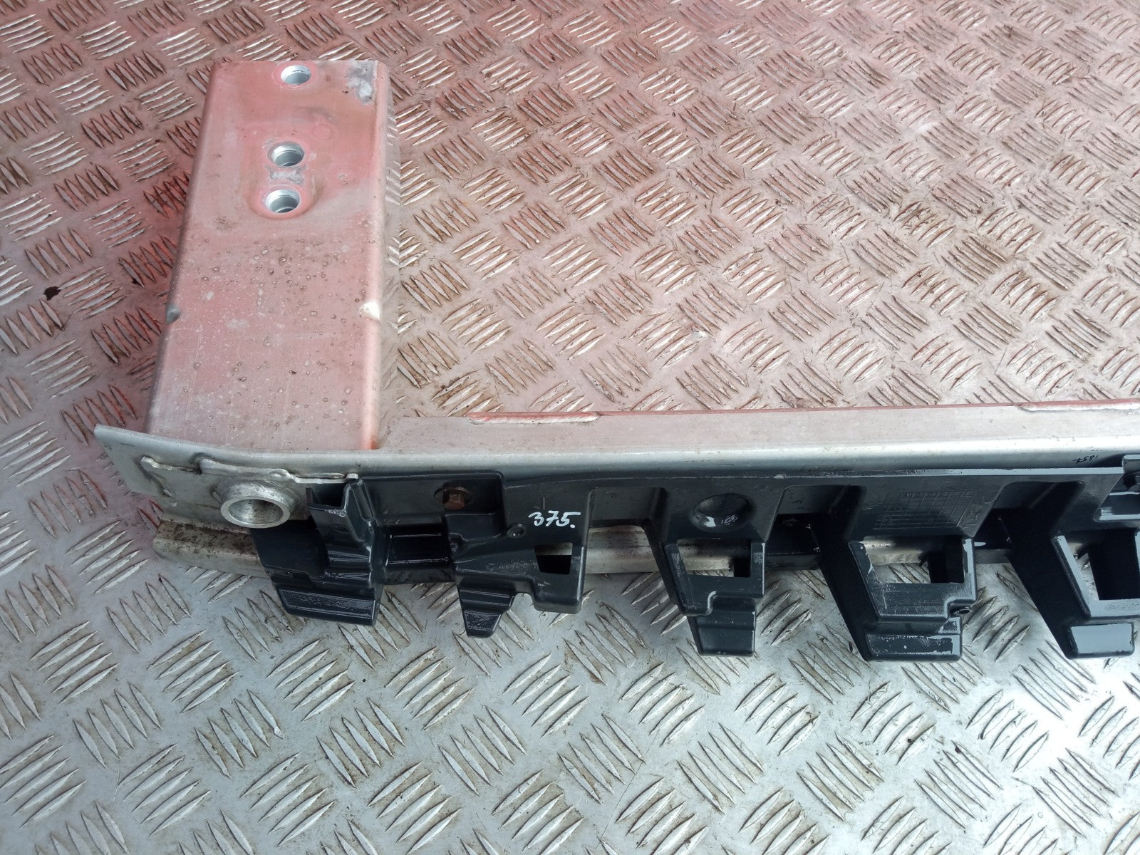 ebay-src:https://i.ebayimg.com/00/s/mtiwmfgxnjaw/z/hbgaaeswn~xp3ocs/$_57.jpg