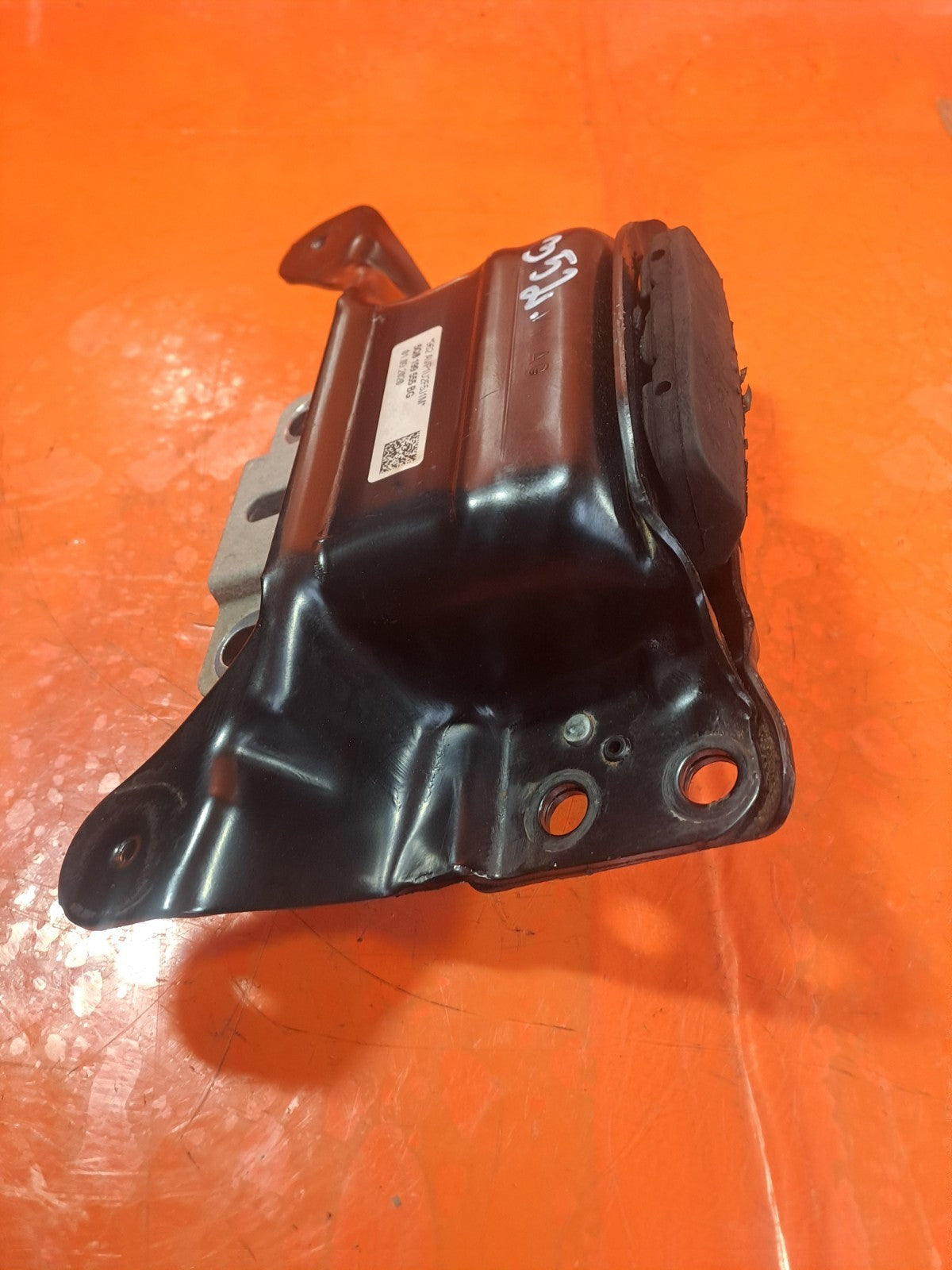 ebay-src:https://i.ebayimg.com/00/s/mtywmfgxmjaw/z/gniaaeswgb5pnimo/$_57.jpg