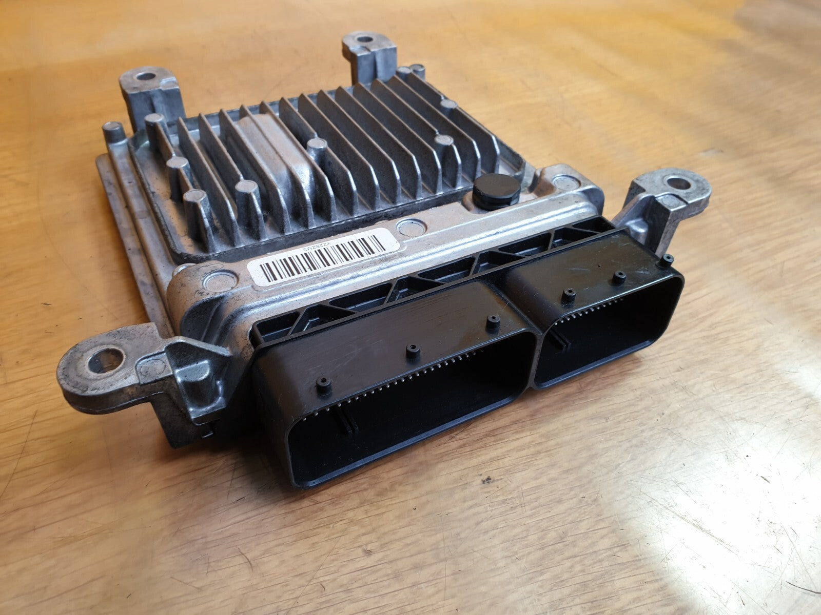 ✅Mercedes E Class W212 AMG Sport 2.1 CDI 2013 Engine Control Unit A6519003701 - Image 2