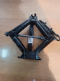 FORD FOCUS ACTIVE X 1.0 PETROL 2021 CAR JACK WITH TOW EYE JX7C17A078CA Warranty - Image 1