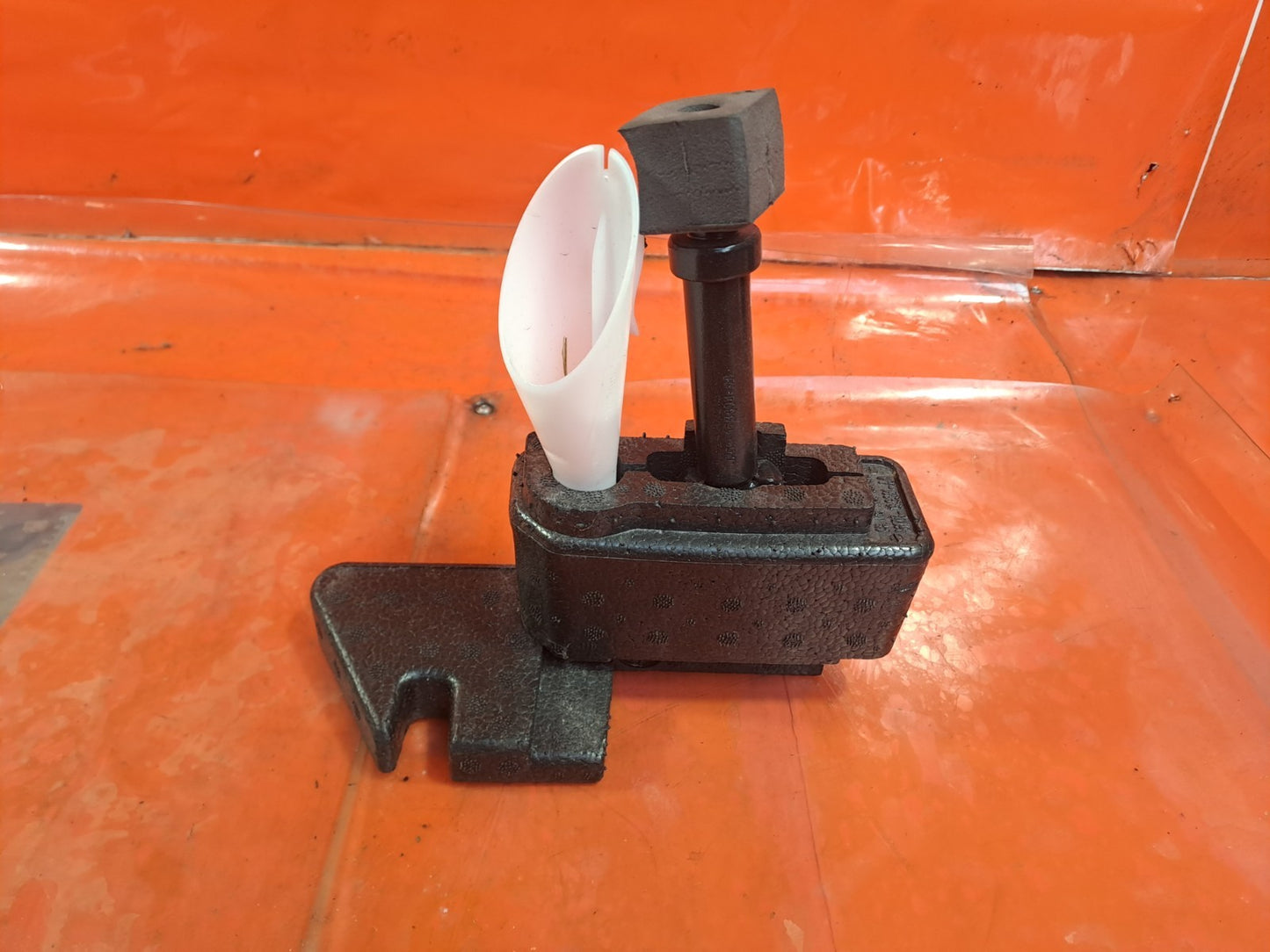 ✅2023 FORD PUMA TITANIUM TOWING EYE HOOK WITH FOAM M1TB-19G381-AA +WARRANTY A328 - Image 1