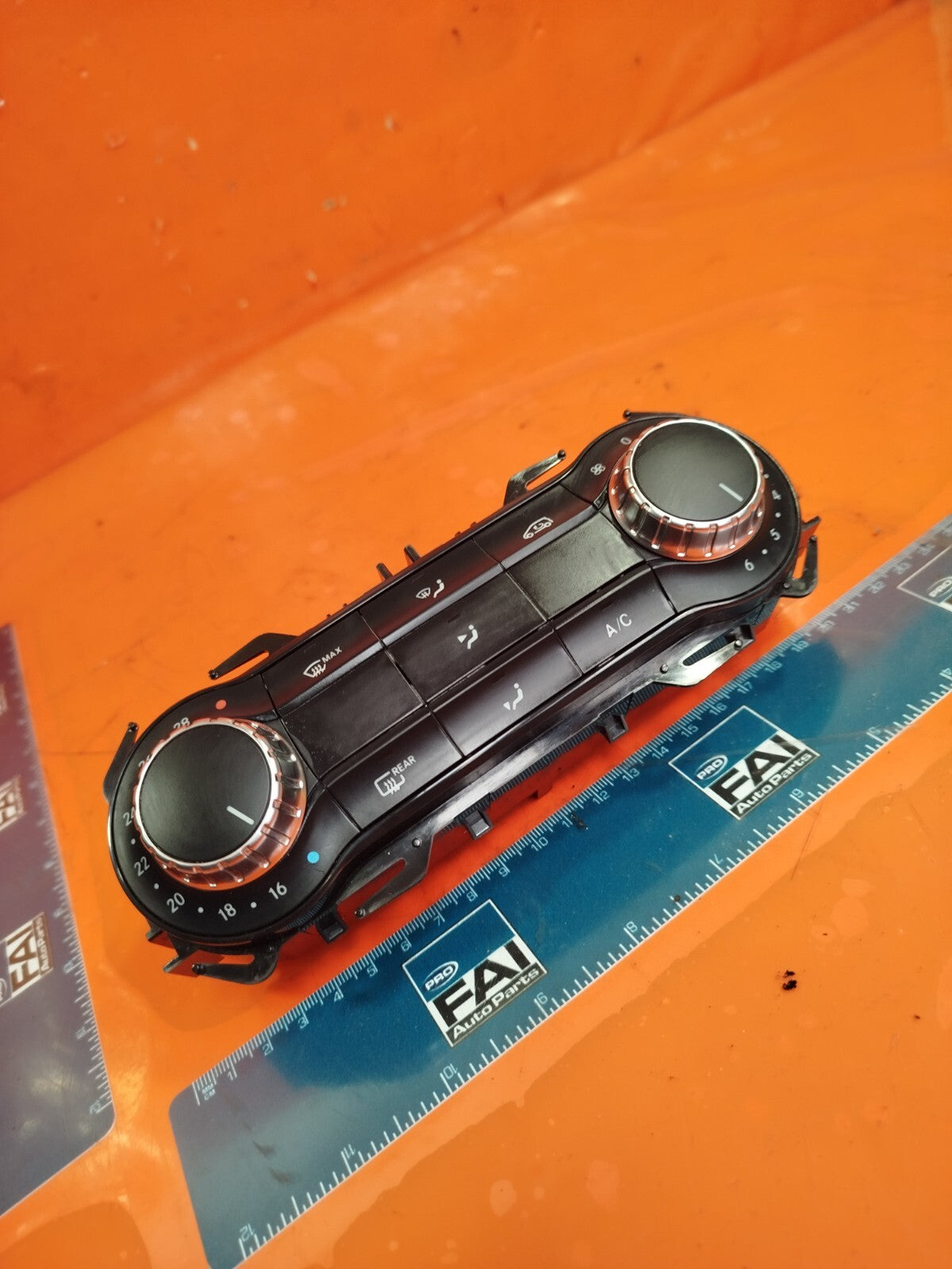 ebay-src:https://i.ebayimg.com/00/s/mtywmfgxmjaw/z/cvcaaoswcnhnxqo-/$_57.jpg