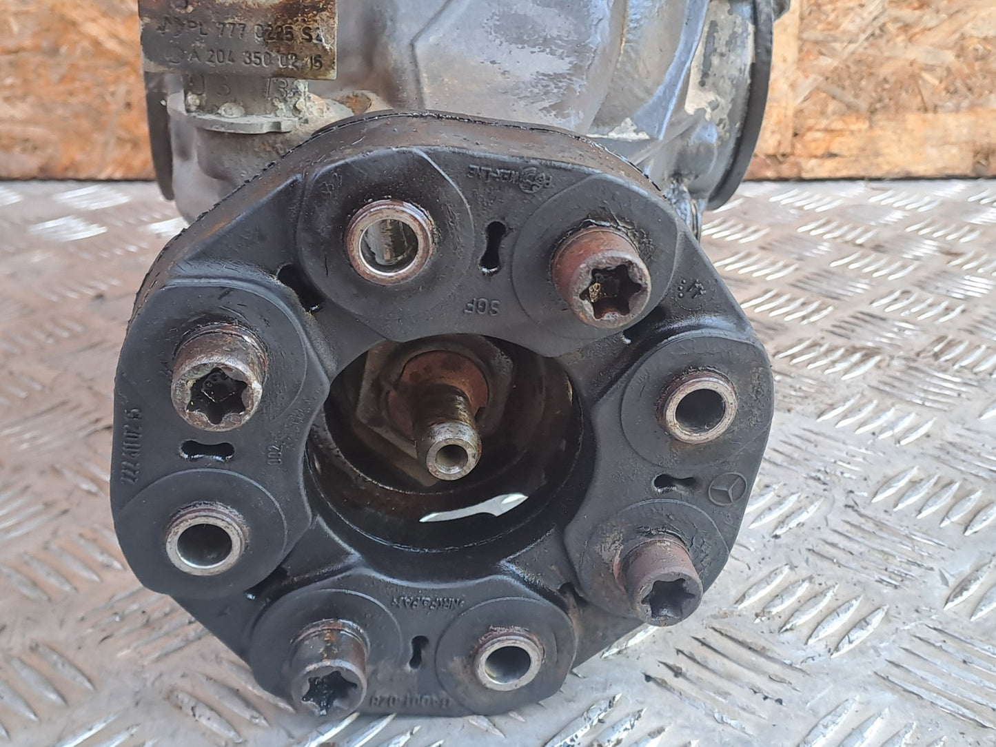 ✅MERCEDES E300 W212 2.1 DIESEL 2013 AUTO REAR DIFFERENTIAL DIFF A2033510705 2.47 - Image 5