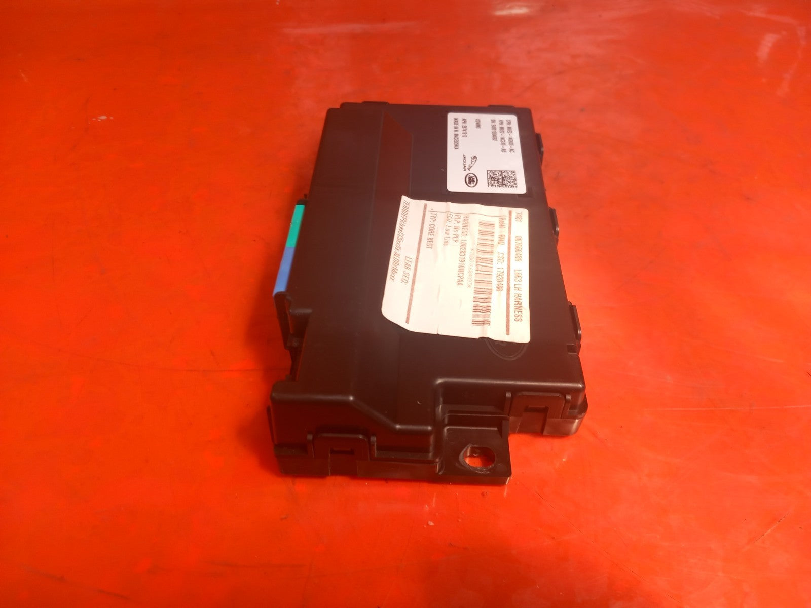 2025 Land Rover Defender L663 Front Left Seat Control Unit M8E2-14D600-AC A396 - Image 5