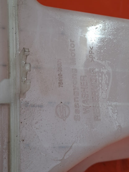 ✅Ssangyong Tivoli Ex 2016 1.6 Diesel Window Washer Fluid Tank 78413-35000 A279 - Image 4