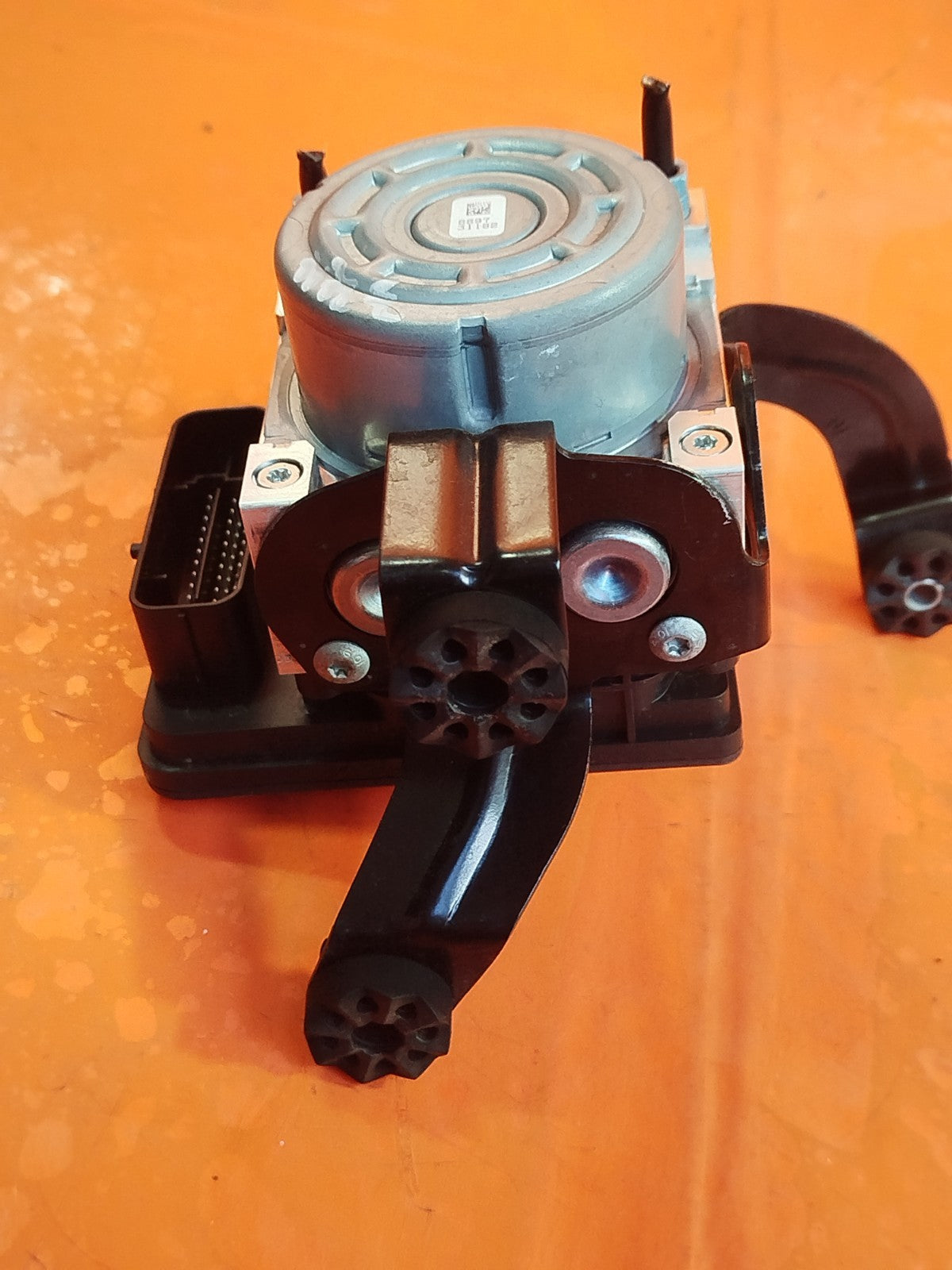 ebay-src:https://i.ebayimg.com/00/s/mtywmfgxmjaw/z/tacaaeswer9pffux/$_57.jpg
