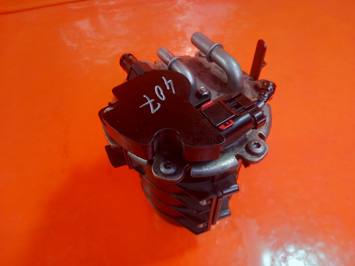 ebay-src:https://i.ebayimg.com/00/s/mtiwmfgxnjaw/z/g-8aaesw6ejqqto7/$_57.jpg