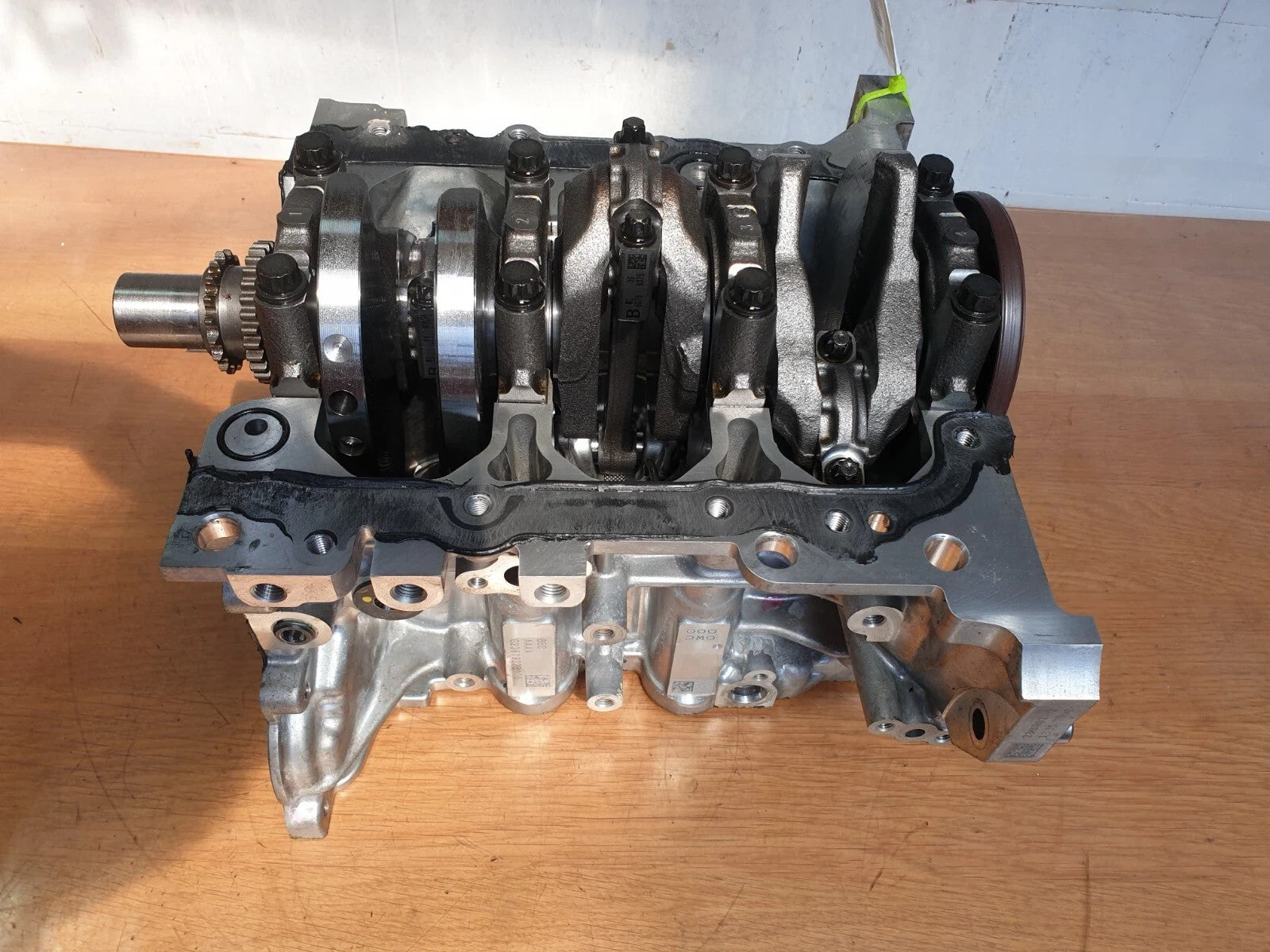 ebay-src:https://i.ebayimg.com/00/s/mtiwmfgxnjaw/z/uiuaaeswqw9qfznr/$_57.jpg