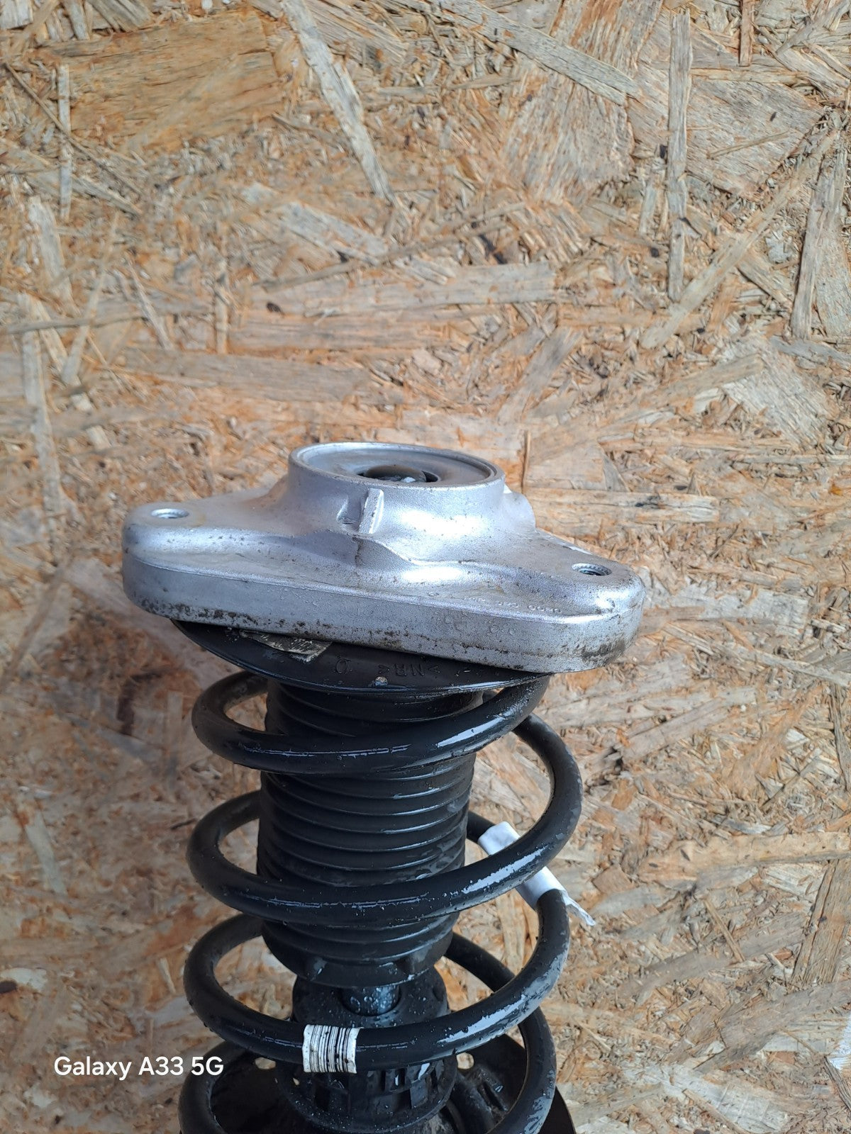 ✅2013 MERCEDES E CLASS W212 FRONT LEFT SUSPENSION LEG HUB A2123236800 + WARRANTY - Image 5
