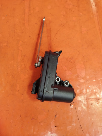 ebay-src:https://i.ebayimg.com/00/s/mtywmfgxmjaw/z/iwuaaoswgiroi0pf/$_57.jpg