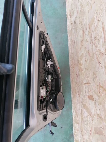 ✅2020 MERCEDES A CLASS W177 1.3P REAR RIGHT DRIVER SIDE DOOR SILVER 775 A050 - Image 8