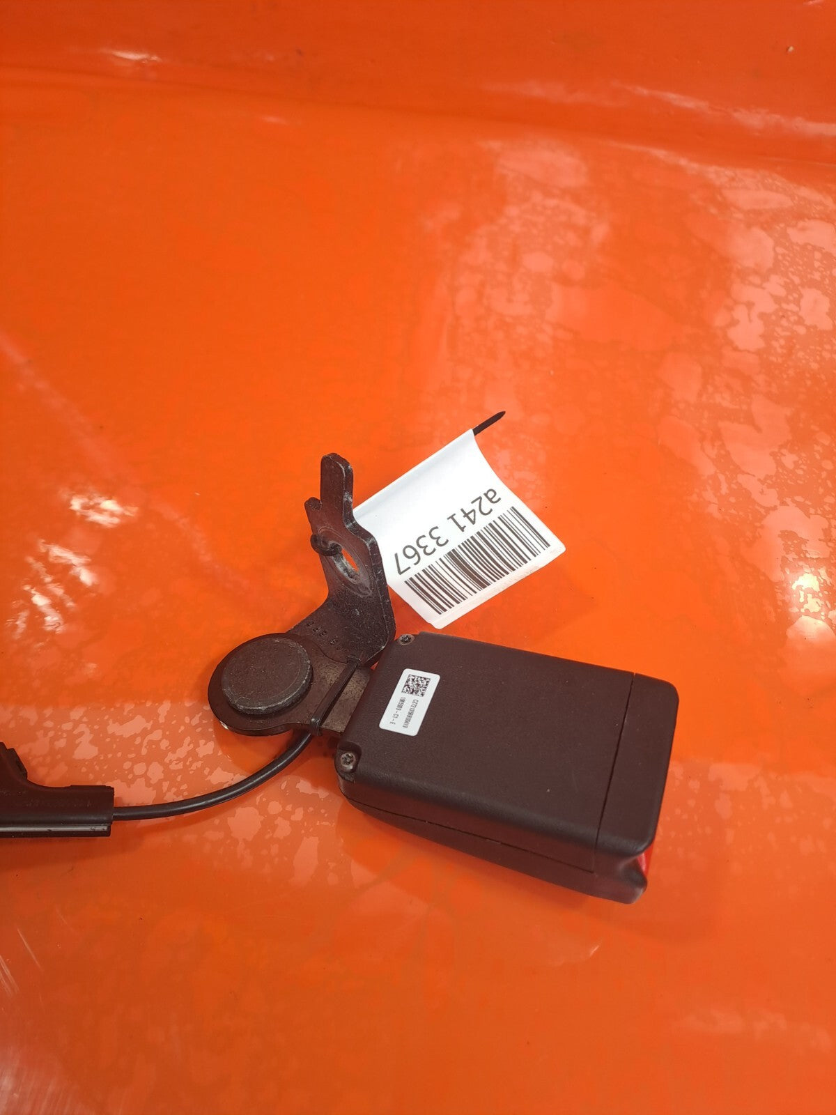 ✅2018-2025 TESLA MODEL 3 REAR LEFT SEAT BELT BUCKLE 1085939-C1-E + WARRANTY A241 - Image 3