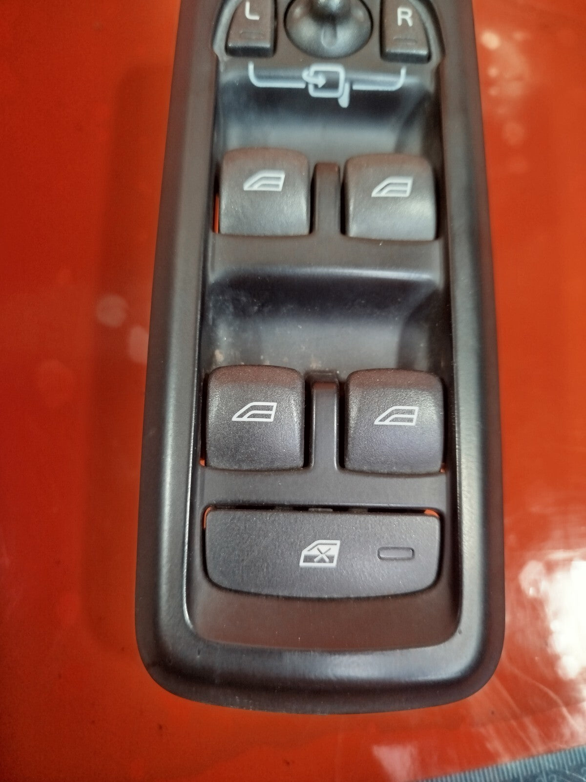 ✅2010 LAND ROVER DISCOVERY 4 L319 FRONT RIGHT WINDOW & MIRROR SWITCH AH2214540AC - Image 2