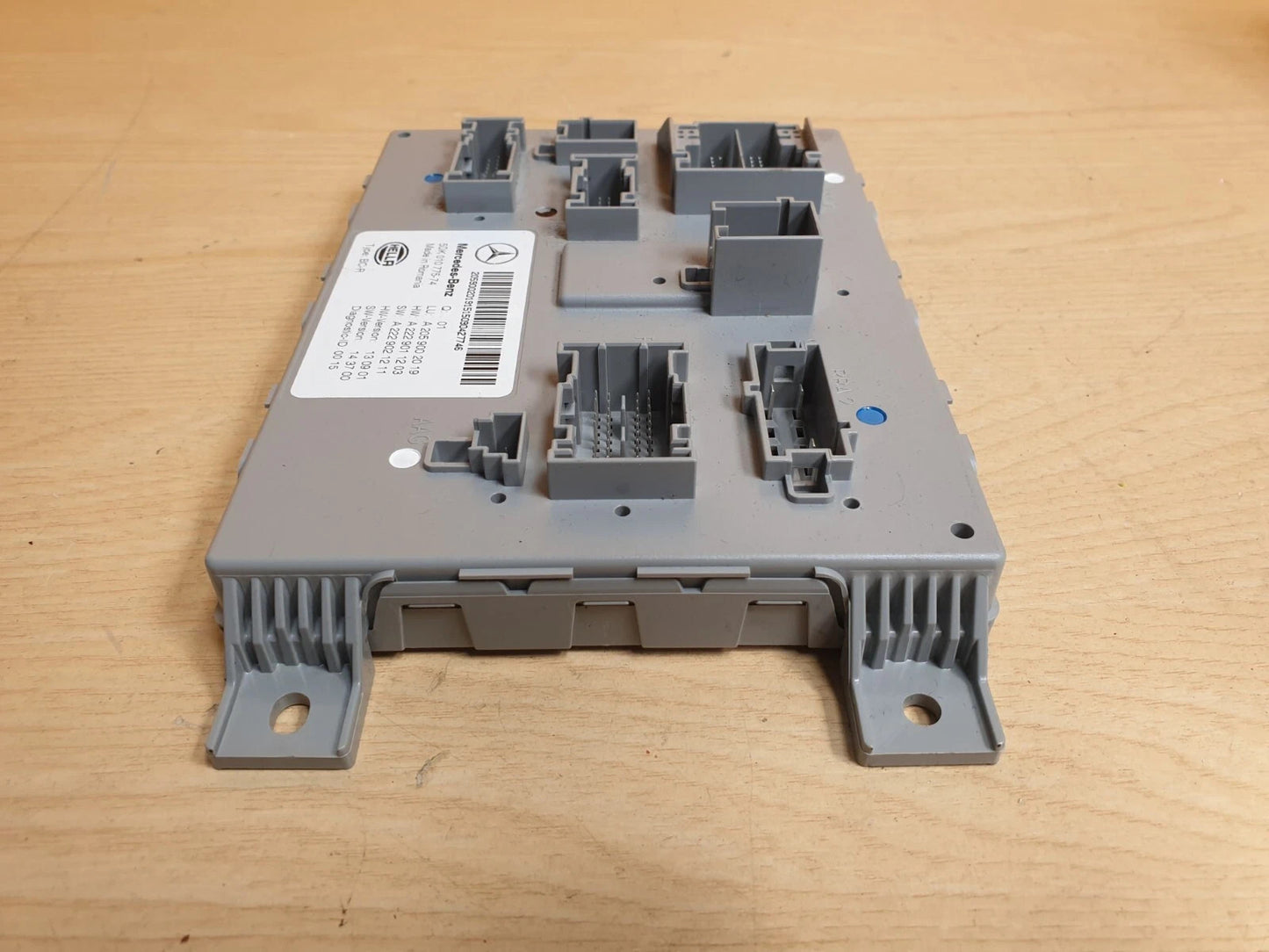 ebay-src:https://i.ebayimg.com/00/s/mtiwmfgxnjaw/z/hkgaaesw129p8f~n/$_57.jpg