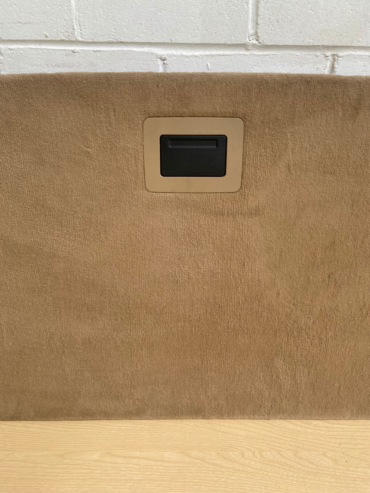 2011 BMW 318D E90 2.0 DIESEL BOOT FLOOR CARPET Warranty A033 - Image 4