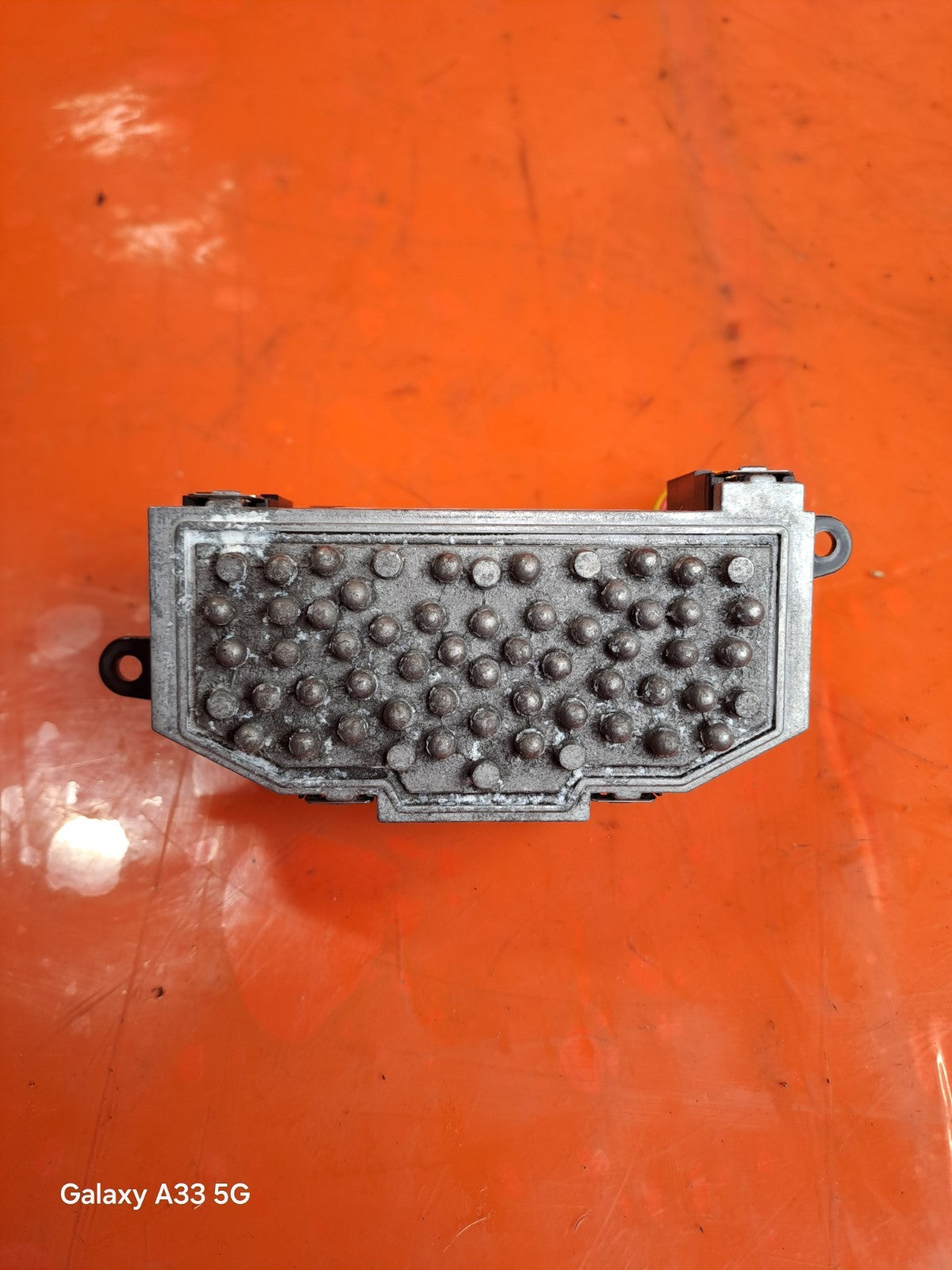 ebay-src:https://i.ebayimg.com/00/s/mtywmfgxmjaw/z/vneaaeswtorowura/$_57.jpg