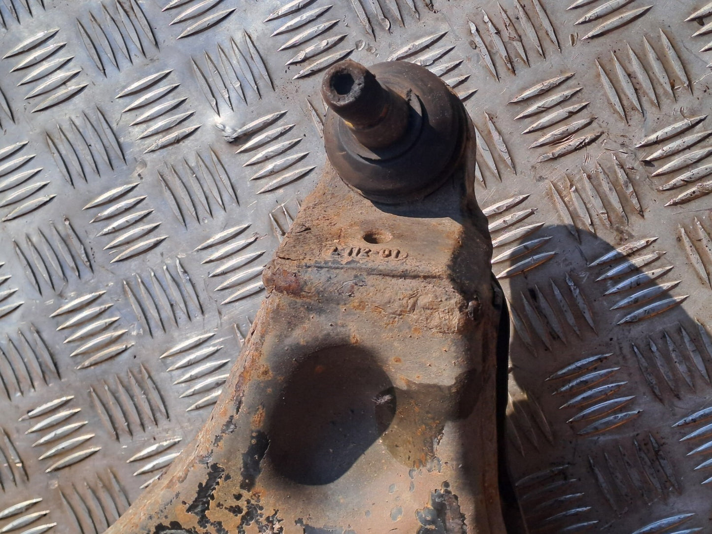 ✅Volkswagen Crafter Cr35 Startline 2015 2.0 Diesel FRONT LEFT LOWER CONTROL ARM - Image 4