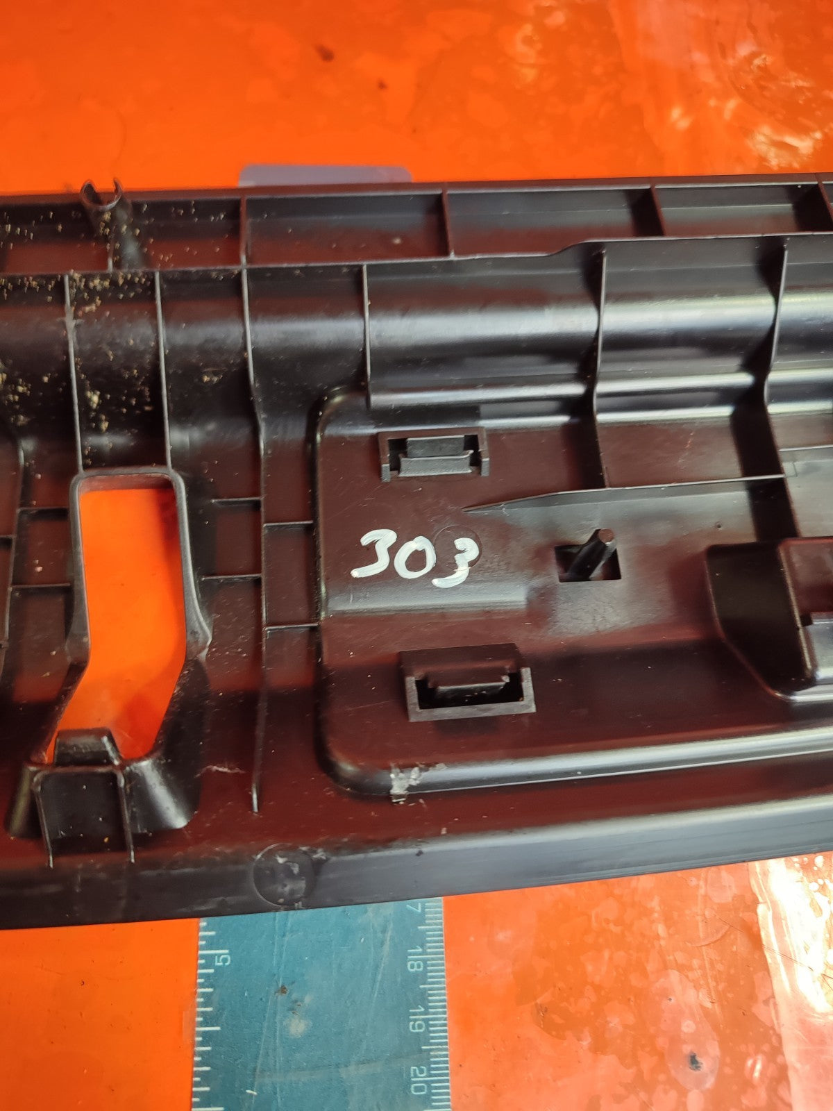 ✅BMW X1 F48 2.0 PETROL 2018 TRUNK BOOT LOADING SILL PANEL 7413689 Warranty A303 - Image 7