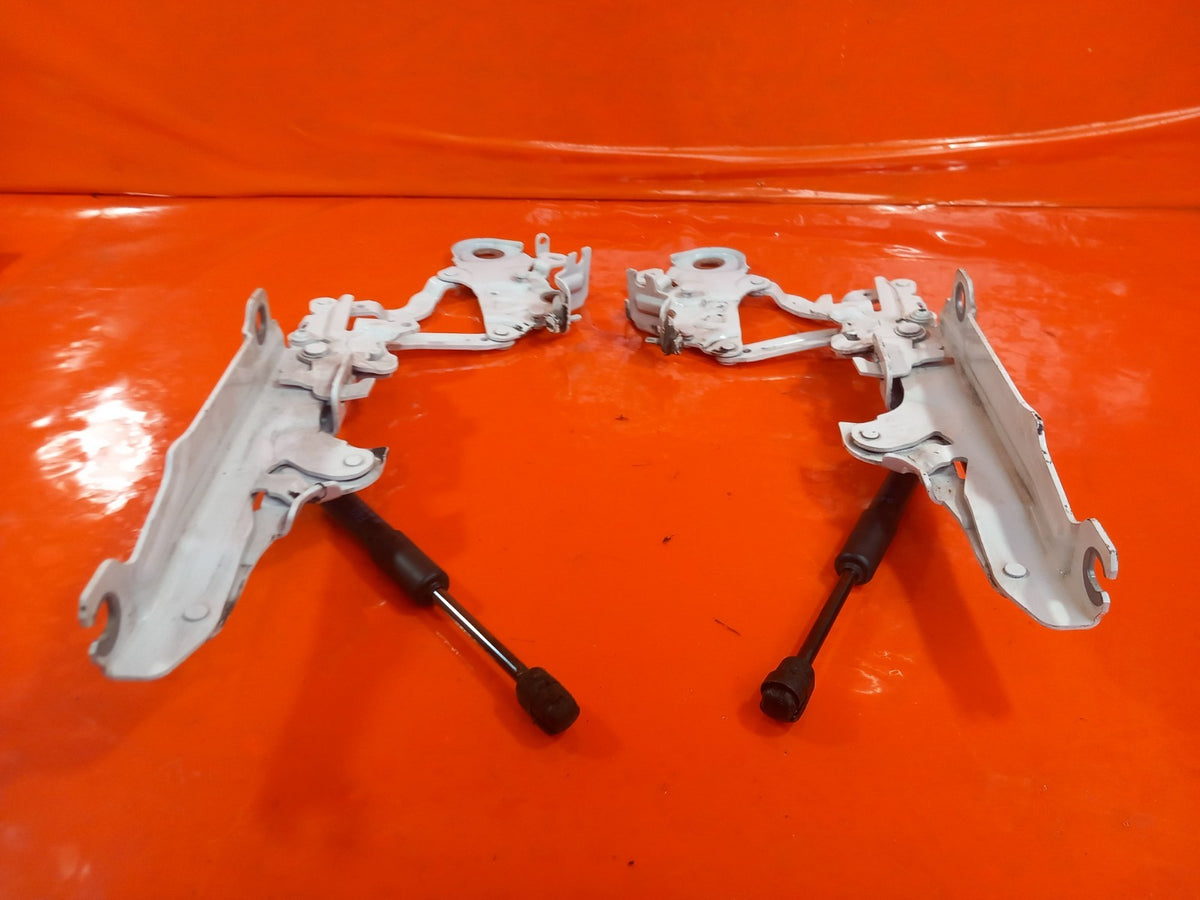 ebay-src:https://i.ebayimg.com/00/s/mtiwmfgxnjaw/z/s8aaaeswqx5qnb6i/$_57.jpg