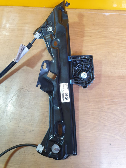 ✅BMW I4 G26 E-DRIVE 40M SPORT 2023 REAR RIGHT WINDOW REGULATOR 9854496 9854232 - Image 4