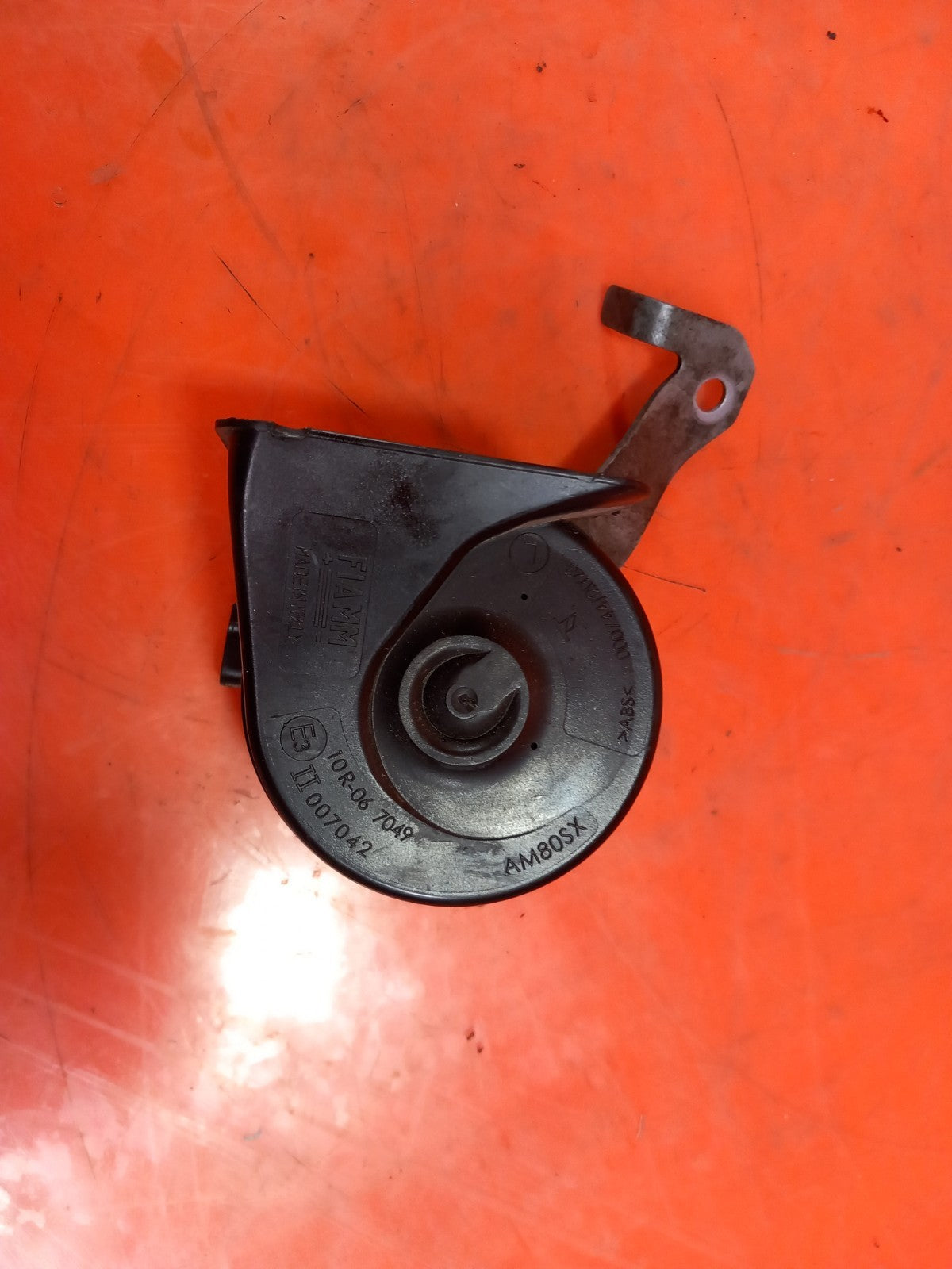 ebay-src:https://i.ebayimg.com/00/s/mtywmfgxmjaw/z/eaaaaeswpxdqjvwk/$_57.jpg