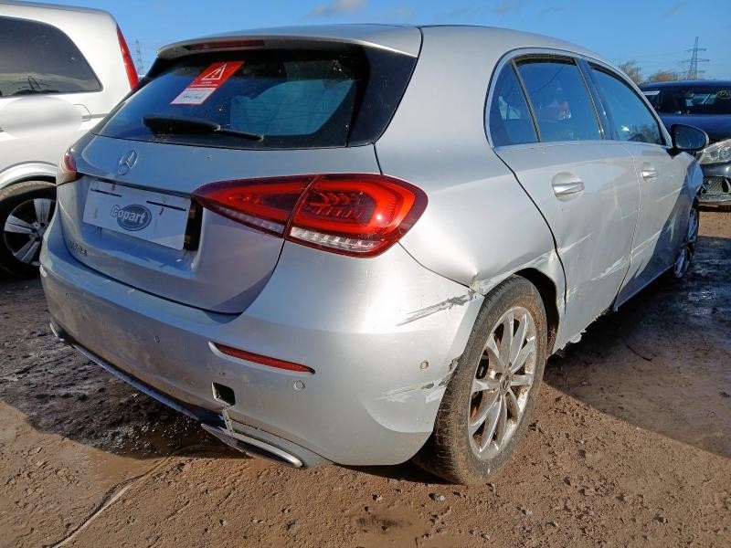 ✅MERCEDES A180D W177 1.5 DIESEL 2019 BREAKING PRICE PER WHEEL NUT ONLY SILVER - Image 2