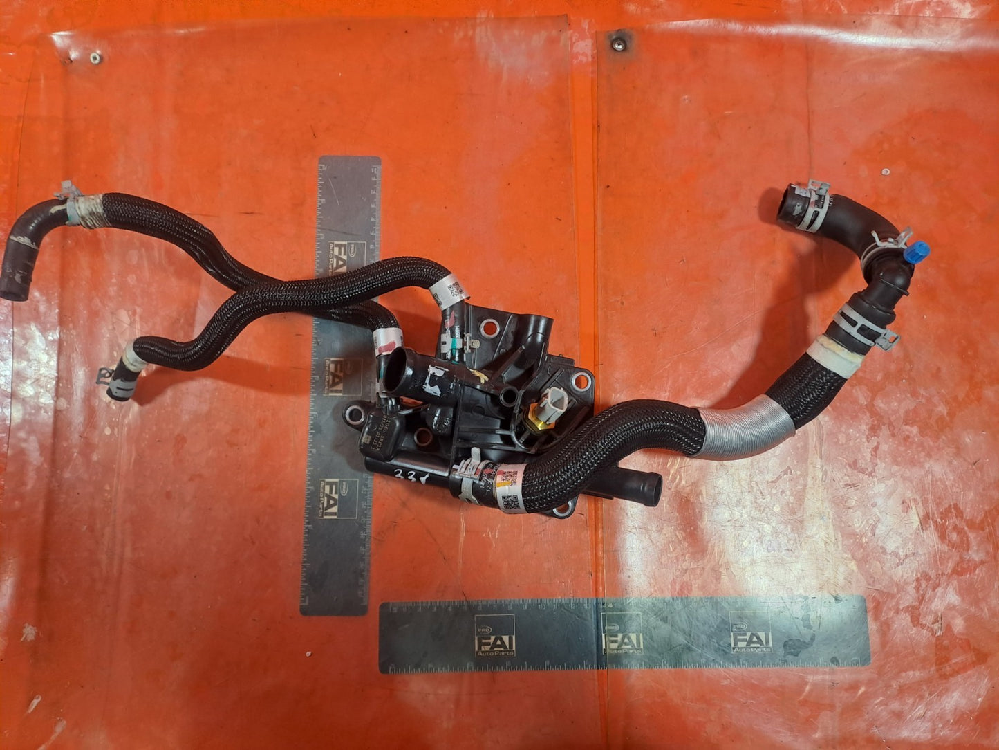 ✅2025 RENAULT CLIO V B7 THERMOSTAT HOUSING 110605RF1A + WARRANTY A331 - Image 3