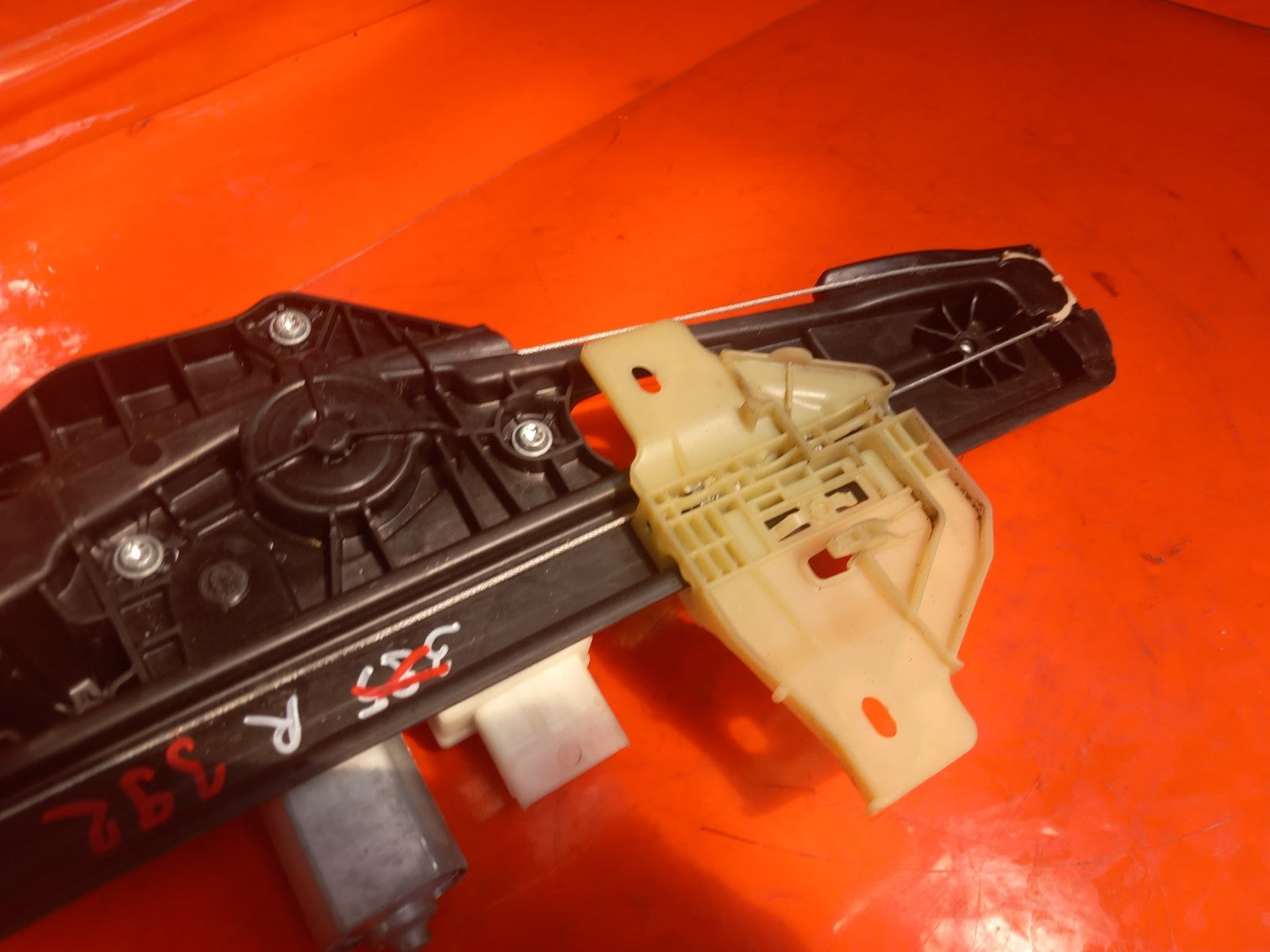 Renault Captur 1.6 Petrol 2023 Front Right Door Window Regulator 807203293R A392 - Image 7