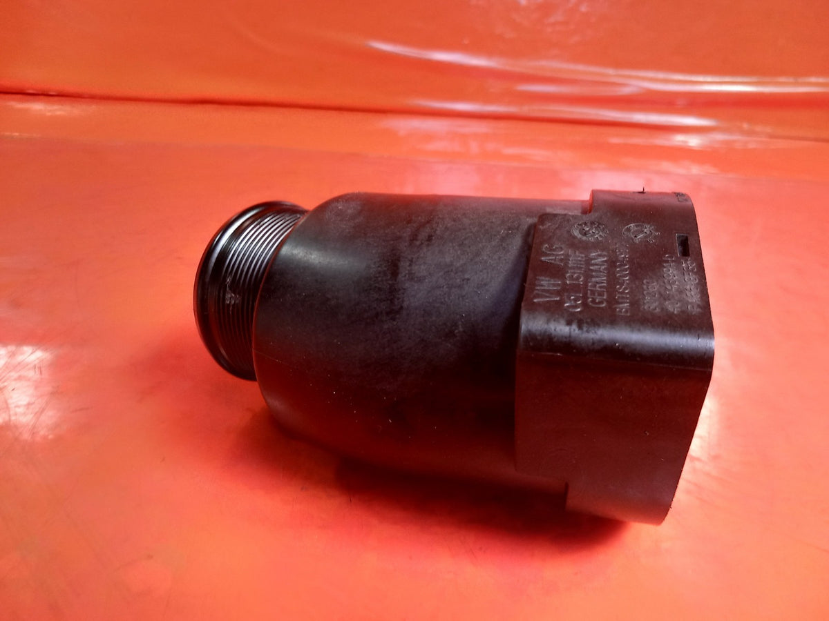 ebay-src:https://i.ebayimg.com/00/s/mtiwmfgxnjaw/z/068aaeswmevqey6i/$_57.jpg