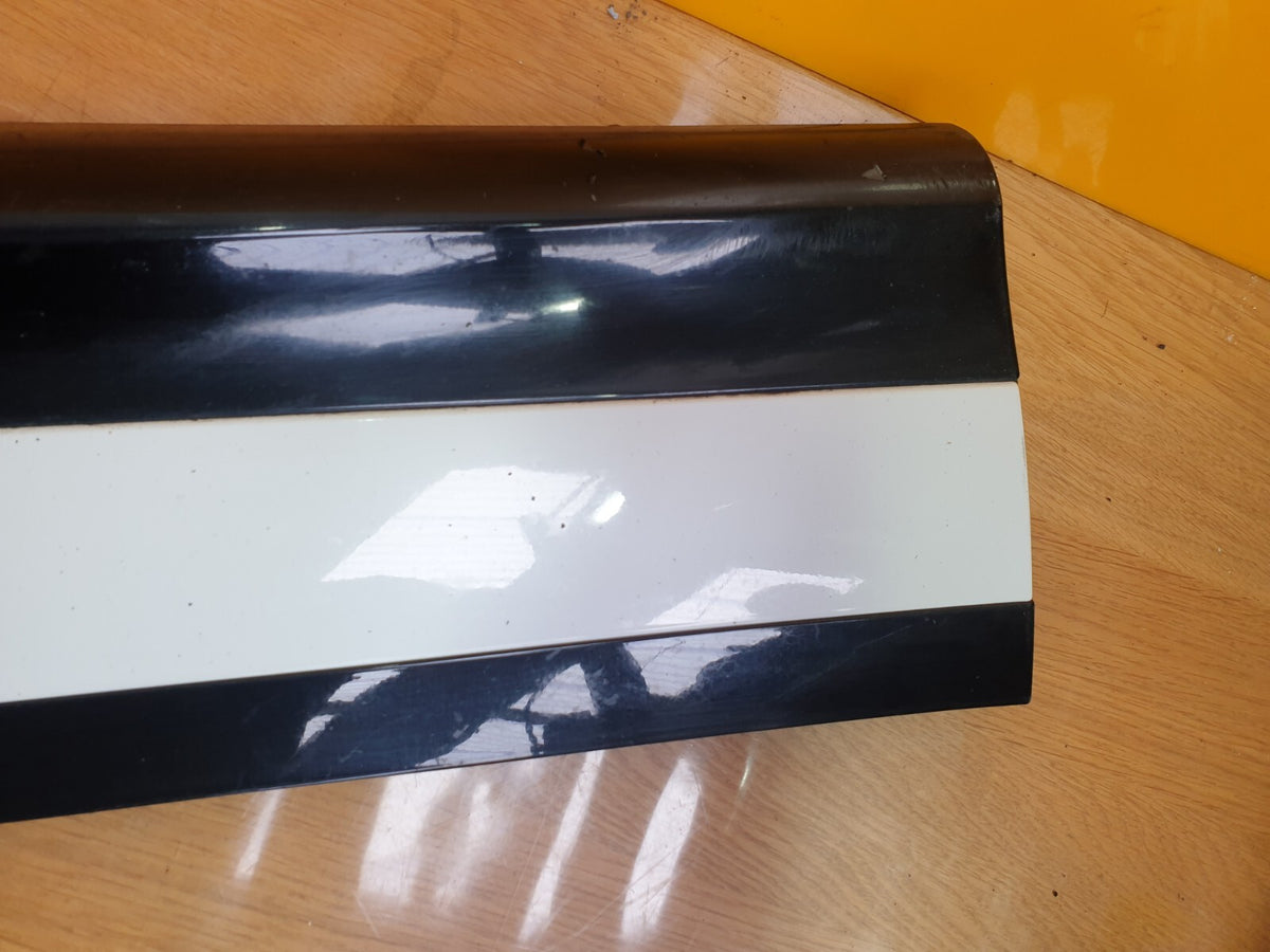 2022 Range Rover Evoque L551 Front Left Door Molding K8D2-21065-C Warranty A169 - Image 8