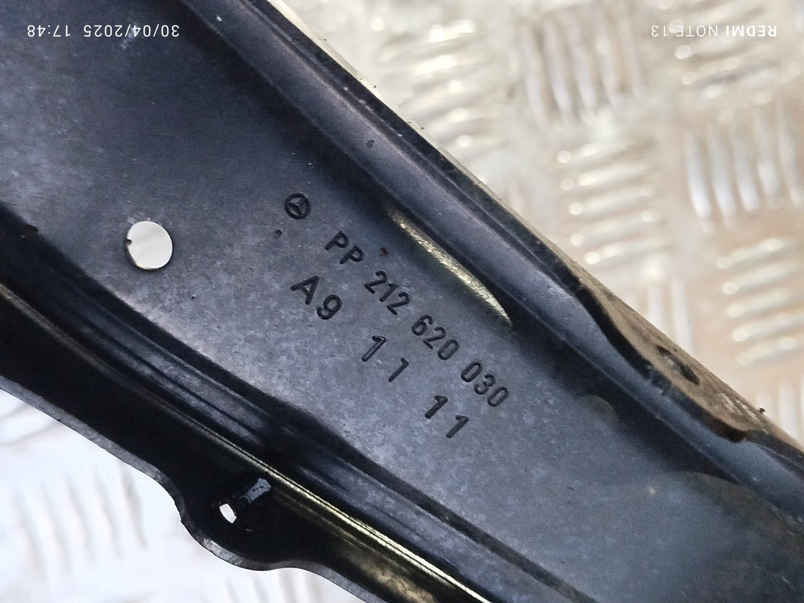 ✅MERCEDES E250 W212 2.1 DIESEL 2011 FRONT RIGHT HEADLIGHT BRACKET A212620030 - Image 8