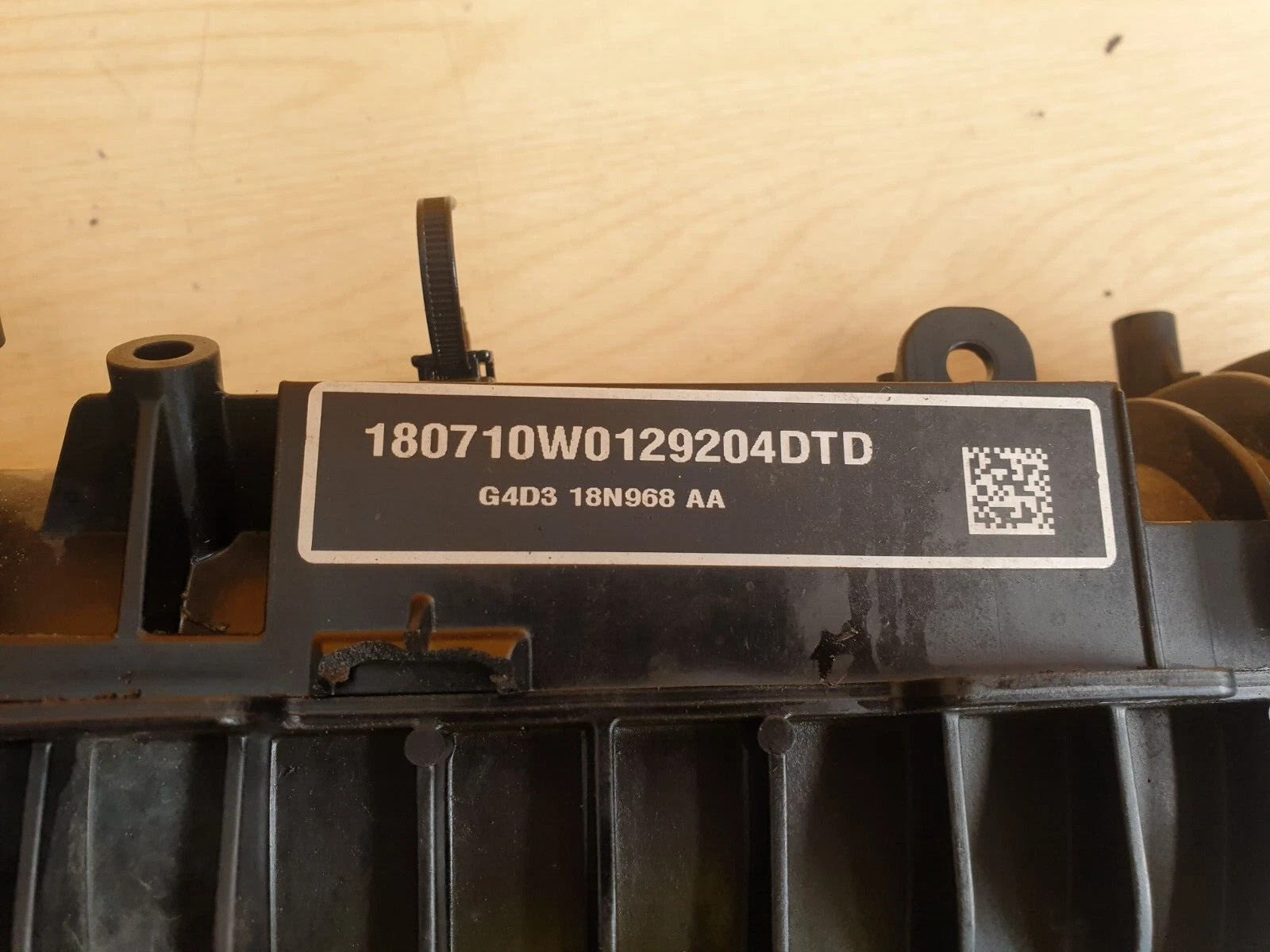 ebay-src:https://i.ebayimg.com/00/s/mtiwmfgxnjaw/z/fkcaaeswazbqas07/$_57.jpg