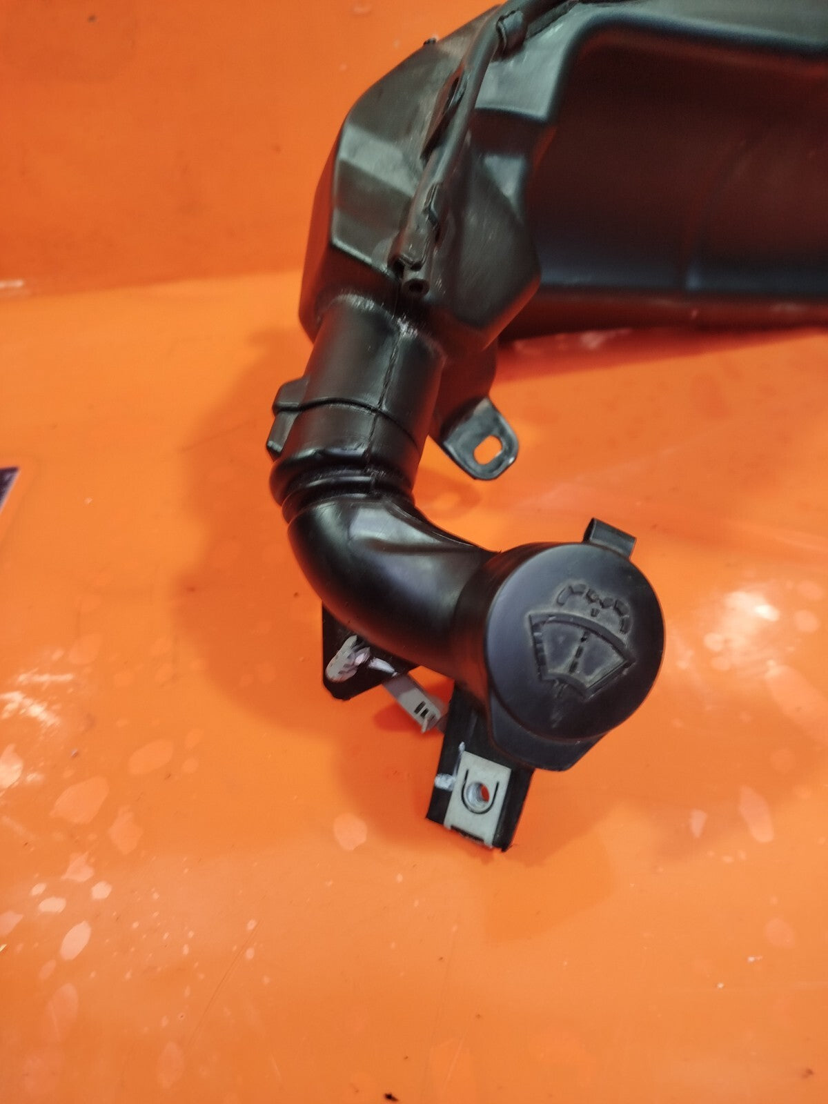 ✅2018-2025 TESLA MODEL 3 WASHER BOTTLE RESERVOIR TANK 1643165-00-A + WARRANTY - Image 4