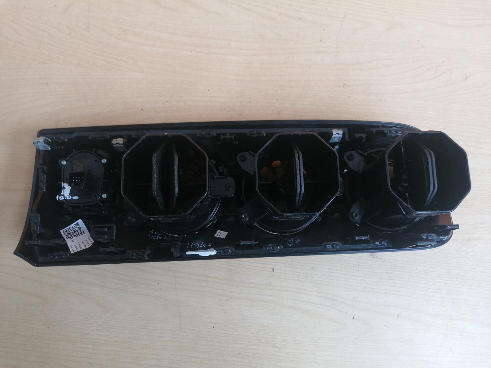 ✅2020 MERCEDES A CLASS W177 1.3P FRONT DASHBOARD AIR VENT A1776800001 A050 - Image 6