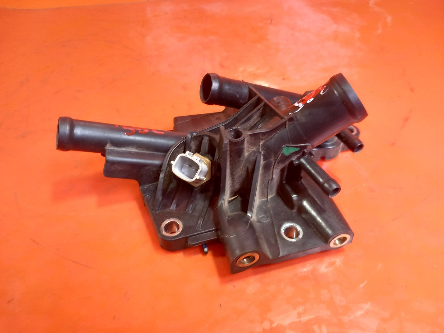 2023 Renault Captur II Thermostat Housing 110605RF1A Warranty A392 - Image 3