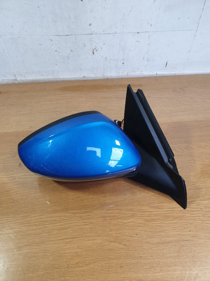 ✅2020 PEUGEOT 208 ALLURE EV FRONT RIGHT WING MIRROR BLUE + WARRANTY A197 - Image 2