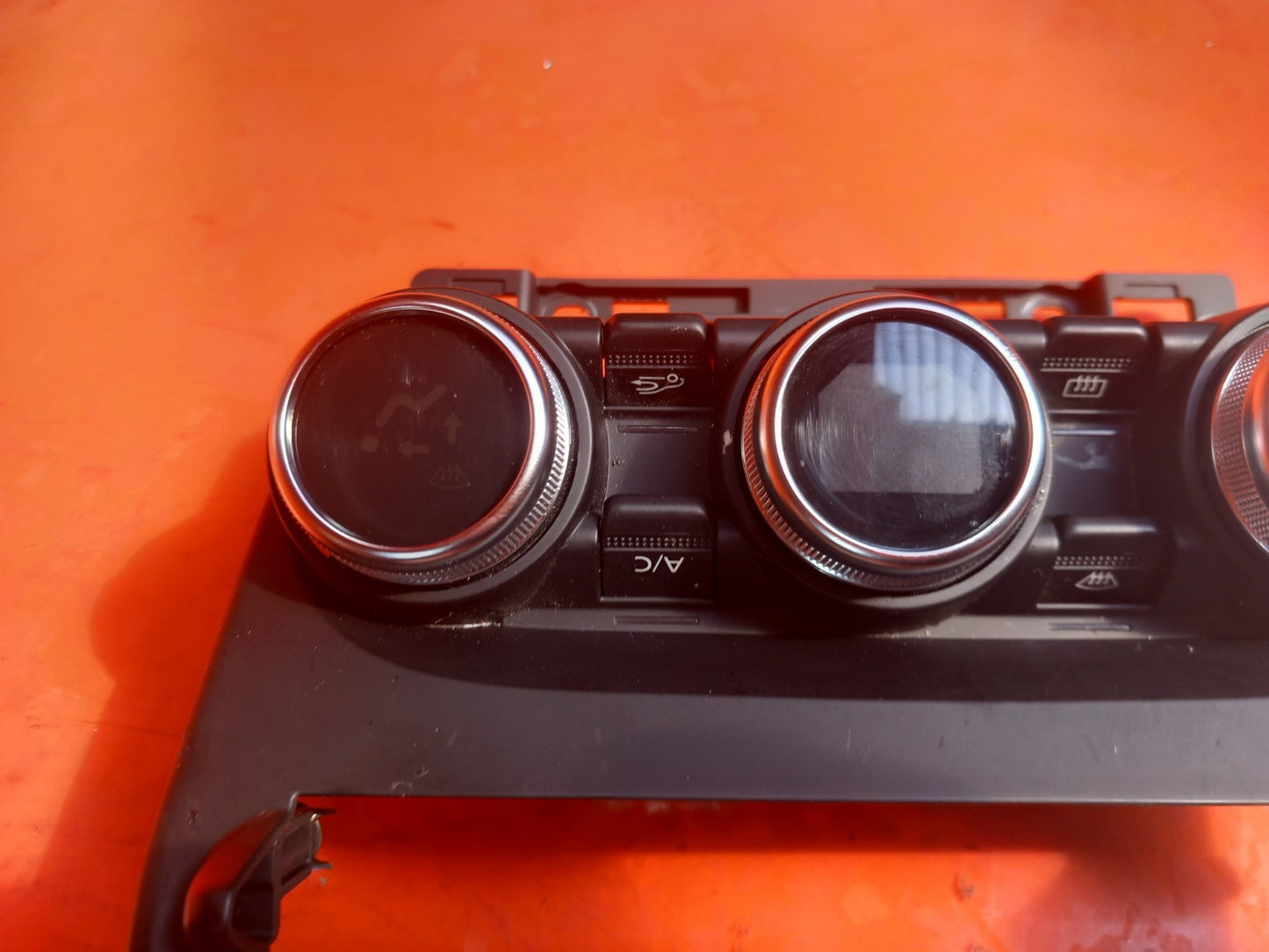 Renault Captur 1.6 Petrol 2023 A/C Heater Climate Control Switch Panel Warranty - Image 12