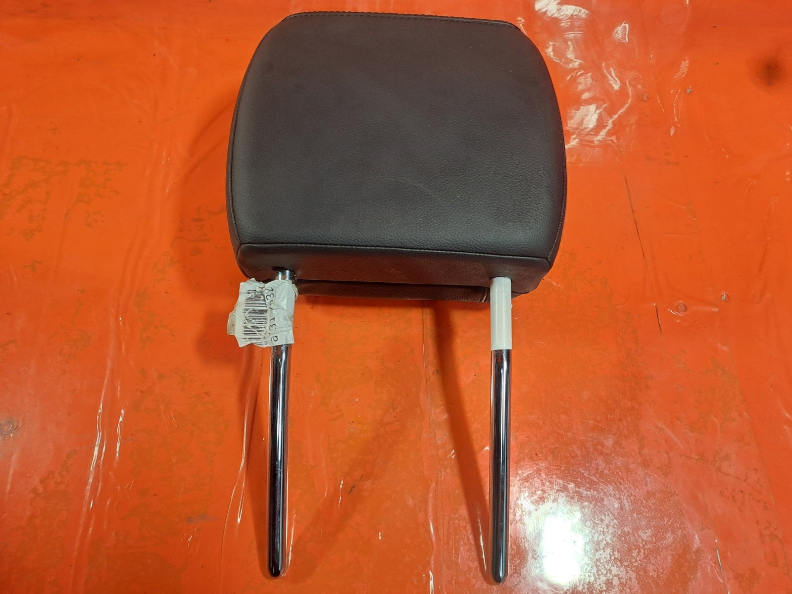 ✅Land Rover Discovery L550 2.0 Diesel 2015 Front Leather Headrest Warranty A131 - Image 11